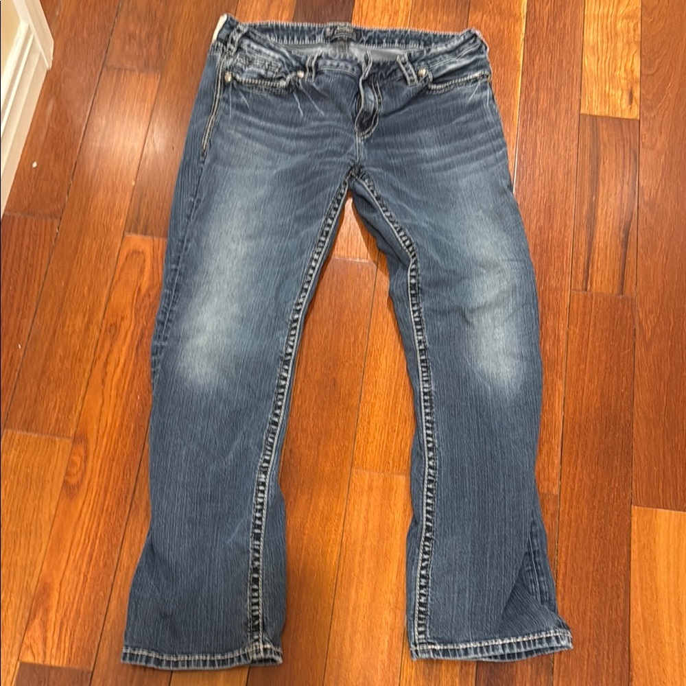 Women’s Silver Jeans Aiko 33 l31 Distressed Blue Jeans